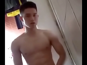 Steamy piss scene with a hot Japanese boy
