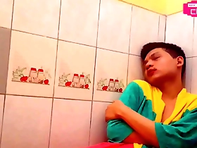 Hansel Thios steamy bath time with a sensual massage and a happy ending