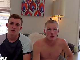 Gay sex video with a college boy Leonardo and his ass fucking with Jimmy.
